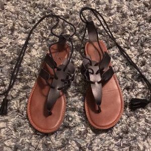 AMERICAN EAGLE lace up sandals size 7
